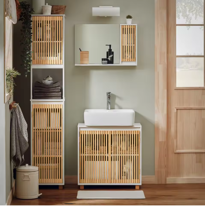 Hoge Smalle Badkamerkast met Open Vak en Bamboe Deuren