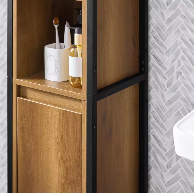 Hoge Badkamerkast met 3 Open Vakken en Deur – Smal Opbergmeubel