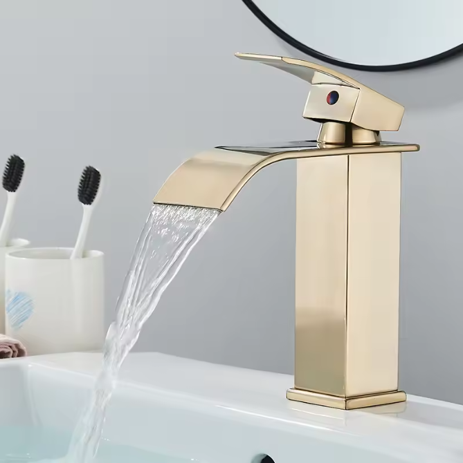 Enkele Handgreep Waterval Wastafelkraan – Mat Zwart, Warm en Koud