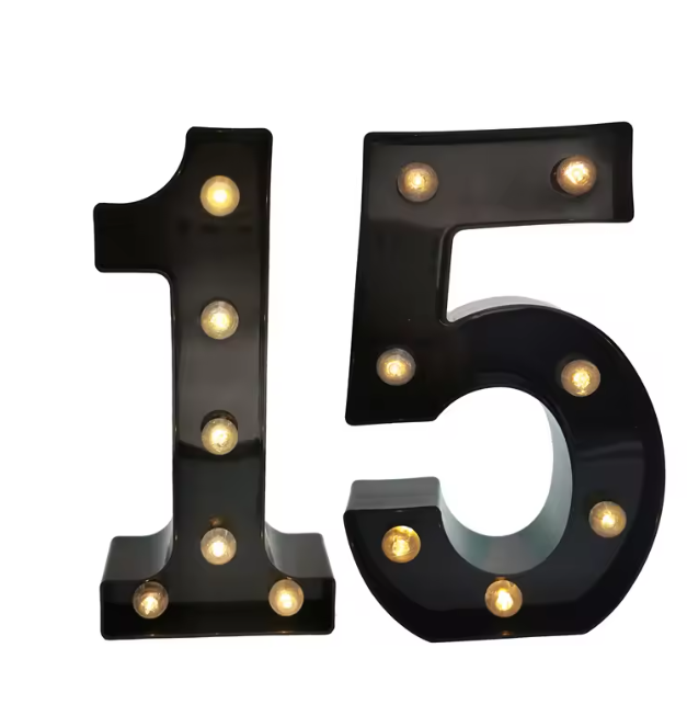 Set van 2 LED Verjaardagsnummers – Verlichte Cijfer Decoratie voor Feest en Jubileum