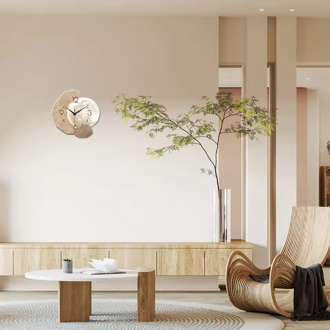 Moderne Houten Wandklok met Maan Design – Stille Quartz Klok voor Woonkamer en Slaapkamer