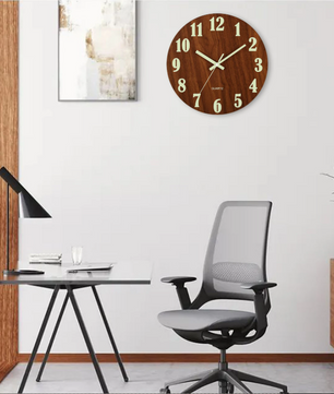 Lichtgevende Houten Wandklok – Stille Scandinavische Muurklok met Glow-in-the-Dark Cijfers