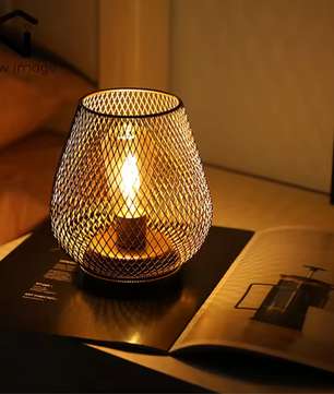 Nordic Metalen Kooi LED Lantaarn – Decoratieve Tafellamp voor Woondecoratie