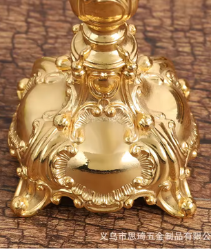 Europese Retro Zinklegering Kandelaar – Klassieke Kaarsenhouder Decoratie