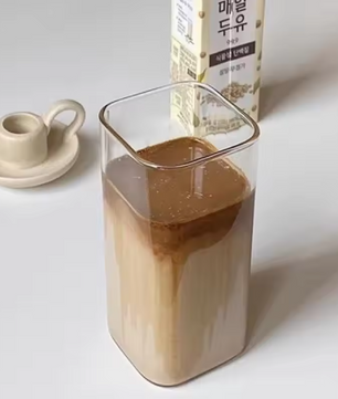 Vierkante Glazen Koffiemok met Deksel en Rietje – Transparante Drinkbeker voor Ijskoffie en Dranken