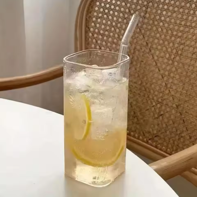 Vierkante Glazen Koffiemok met Deksel en Rietje – Transparante Drinkbeker voor Ijskoffie en Dranken