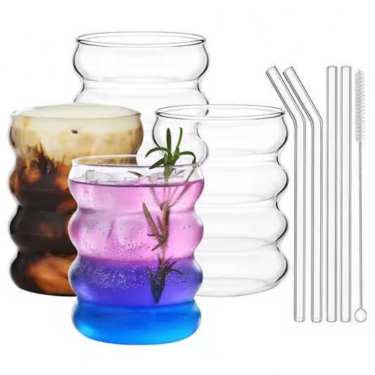 Set van 4 Geribbelde Glazen Bekers met Rietjes – Creatieve Drinkglazen voor Koffie, Cocktails en Frisdrank