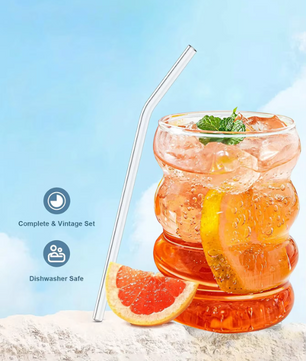 Set van 4 Vintage Geribbelde Glazen Bekers met Rietjes – Esthetische Drinkglazen voor Koffie, Sap en Cocktails