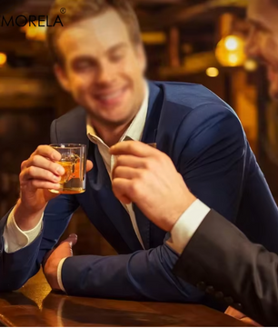 Revolver Whisky Karaf Set met Glazen – Decoratieve Drankdispenser