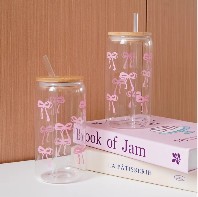 Glazen Beker met Strik Print, Deksel en Rietje – Esthetische Drinkbeker