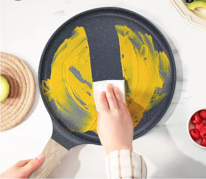 Crêpepan 24 cm met Anti-aanbaklaag en Spreidspatel – Platte Koekenpan