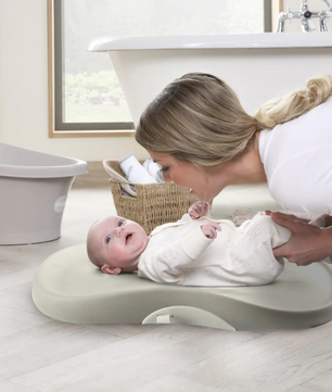 Babycommode Aankleedkussen – Voorgevormd, Antislip en Gemakkelijk Schoon te Maken