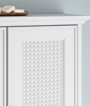 Wandgemonteerde Badkamerkast met Verstelbare Planken en Decoratieve Deur