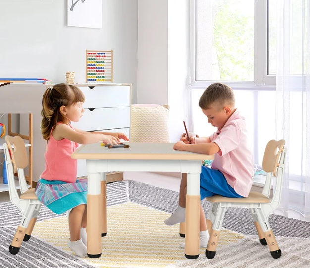 In Hoogte Verstelbare Kindertafel met 2 Stoelen – Studeer en Speelset