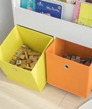 Kinderboekenkast met 3 Opbergvakken en 2 Stoffen Opbergdozen – Praktisch Opbergrek voor Kinderen