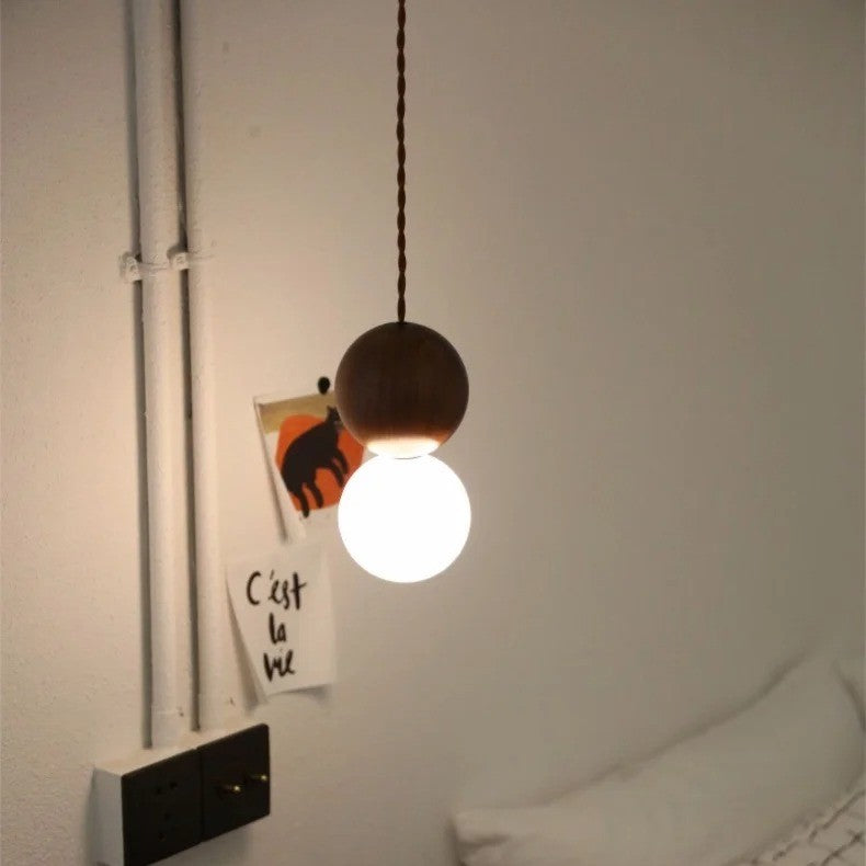Moderne Houten LED Hanglamp met Glazen Bol – Zwart Walnoot G9 – Scandinavisch & Japans Design voor Slaapkamer, Eetkamer & Woonkamer
