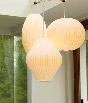 Moderne Zijde LED Hanglamp – Minimalistische Designer Plafondlamp – Witte Stoffen Kap – E27 – Voor Woonkamer, Restaurant & Hotel