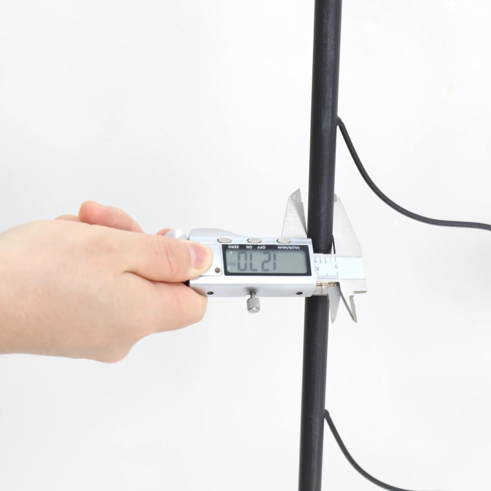 Set van 2 Metalen Klimrekken voor Planten – Zwart, 195 cm Hoog, Tuinspalies met Grondpennen voor Klimplanten & Tuinafscheiding