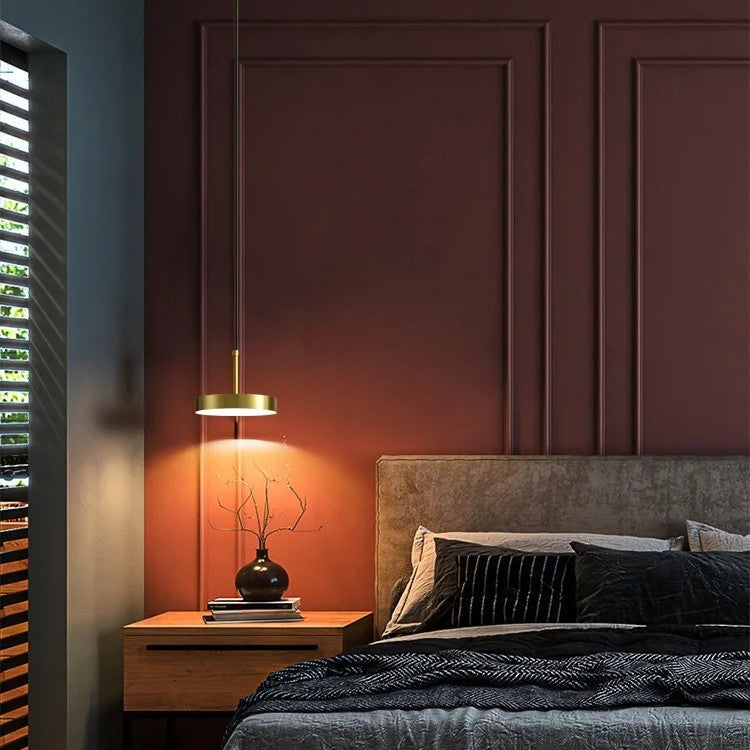 Nordic Moderne LED Hanglamp – Minimalistisch Design met Gouden Lampenkap – Aluminium & Acryl – Verstelbare Kabel – Voor Slaapkamer, Eetkamer & Woonkamer