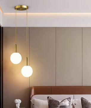 Moderne LED Hanglamp met Glazen Bol – Scandinavisch Design – Witte of Rookgrijze Plafondlamp voor Slaapkamer, Studiekamer & Hotel