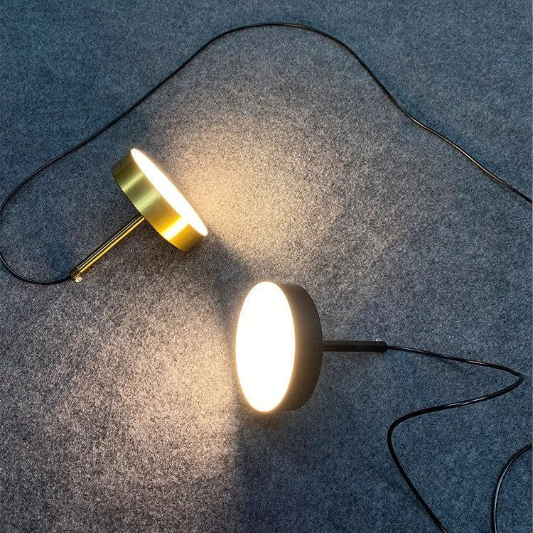 Nordic Moderne LED Hanglamp – Minimalistisch Design met Gouden Lampenkap – Aluminium & Acryl – Verstelbare Kabel – Voor Slaapkamer, Eetkamer & Woonkamer