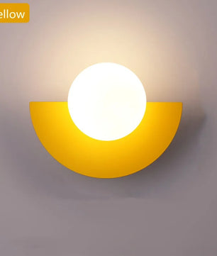 Scandinavische LED Wandlamp – Creatief Design met Omhoog en Omlaag Licht – Moderne Wandverlichting voor Slaapkamer en Woonkamer