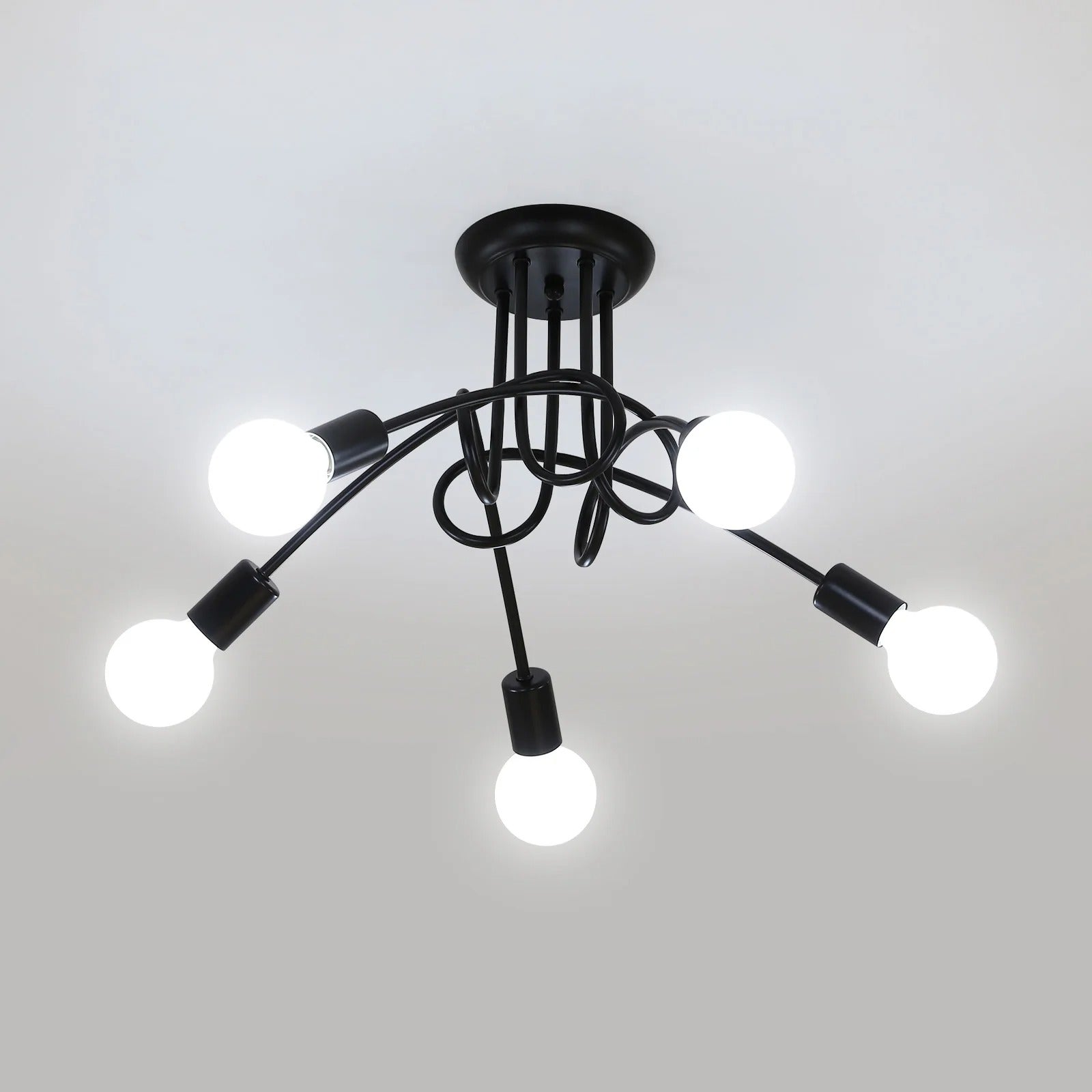 Moderne Zwarte Spoetnik Kroonluchter – 5-Lichts Plafondlamp met E27 Fittingen in Mid-Century Stijl