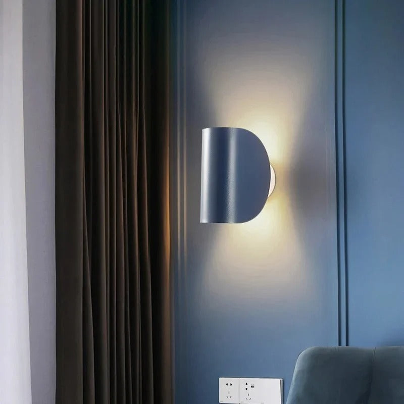 Nordic LED Wandlamp – Creatieve Roterende Wandverlichting – Minimalistische Nachtlamp voor Slaapkamer en Woonkamer