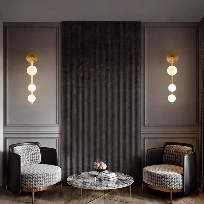 Wandlamp met Glazen Bol – Modern Design – Wit Glas met Goud of Zwart Metaal – E27 – Voor Slaapkamer, Badkamer en Hal