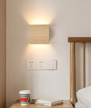 Nordic Houten LED Wandlamp – Vierkante Scandinavische Wandverlichting voor Slaapkamer en Hal