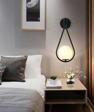 Moderne LED Wandlamp – Metalen Design met Glazen Accent – Nordic Wandverlichting voor Woonkamer, Slaapkamer & Bedside