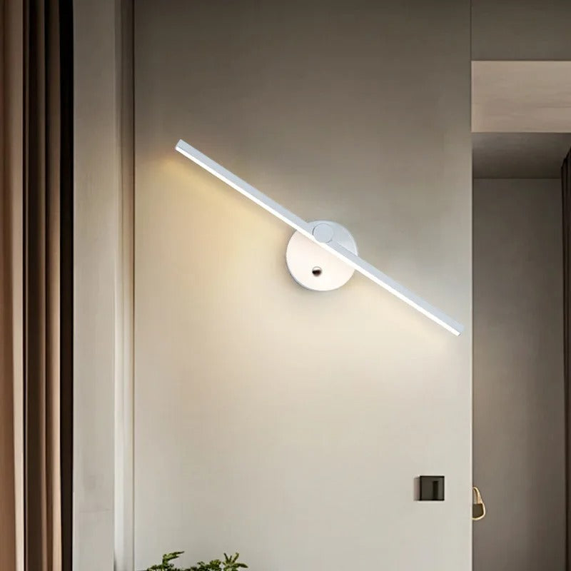 Dimbare LED Wandlamp met Afstandsbediening – Driekleurige Roterende Wandlamp op Batterijen – Moderne Leeslamp voor Slaapkamer, Woonkamer en Spiegel
