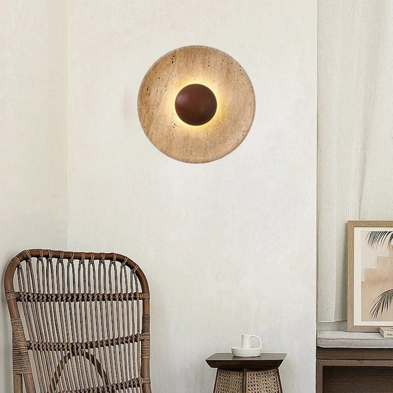 Moderne Natuursteen Wandlamp 25 cm – Sfeervolle Blaker met Donker Houten Basis – Luxe Wandverlichting voor Foyer, Eetkamer en Slaapkamer