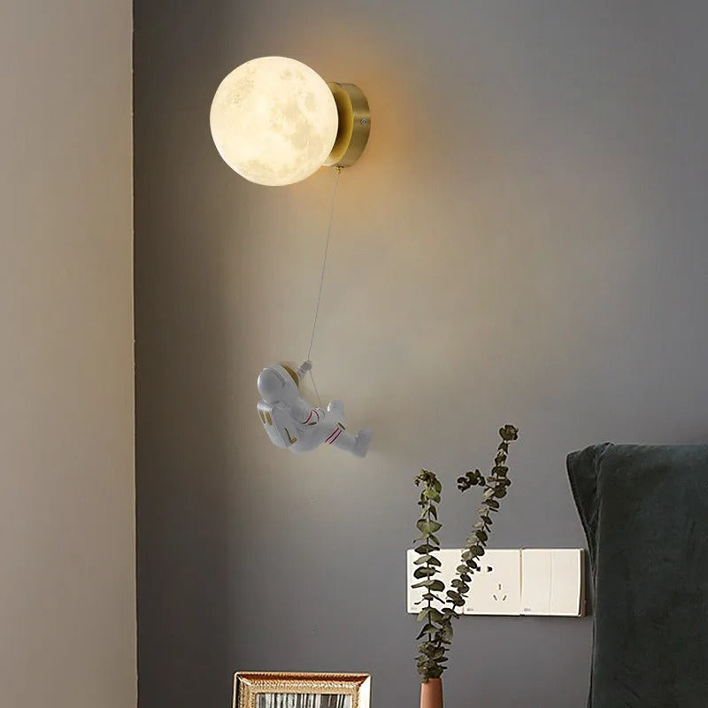 Astronaut Wandlamp – Creatieve Maan LED Verlichting voor Kinderkamer en Slaapkamer