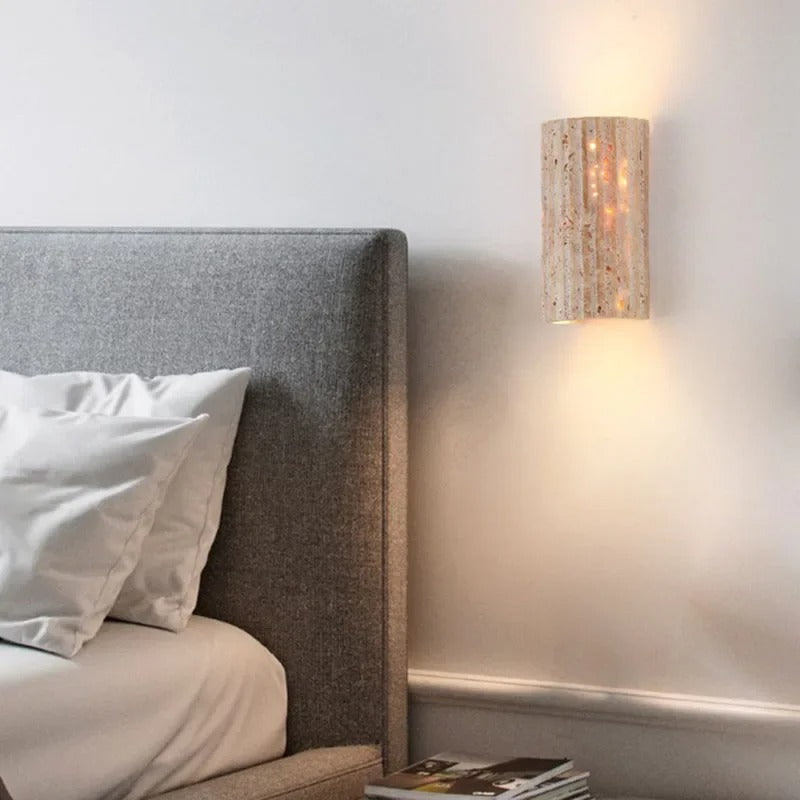 Wabi Sabi Natuursteen Wandlamp – Minimalistische LED Wandverlichting met Rustieke Uitstraling