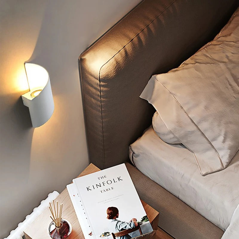 Moderne LED Wandlamp Buiten – IP65 Waterdicht Up Down Verlichting 10W voor Gevel en Tuin