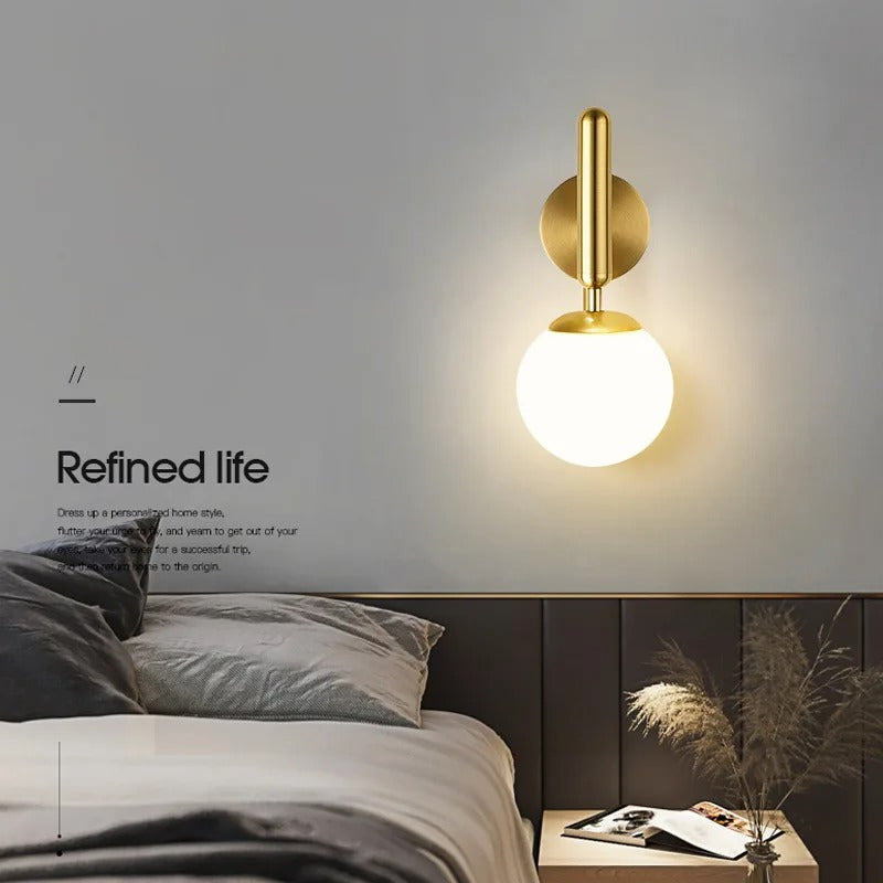 Moderne Glazen Wandlamp – Elegante Messingkleurige Binnenverlichting met E27 Fitting