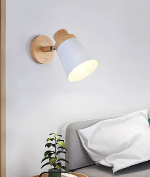 Moderne LED Wandlamp – IJzer en Hout met E27 Fitting – Macaron Design voor Woonkamer en Slaapkamer