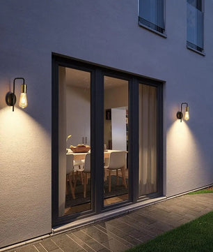 Set van 2 Vintage Wandlampen – Industriële Retro Wandspots van Gesmeed Staal met E27 Fitting – Zwart met Gouden Accent