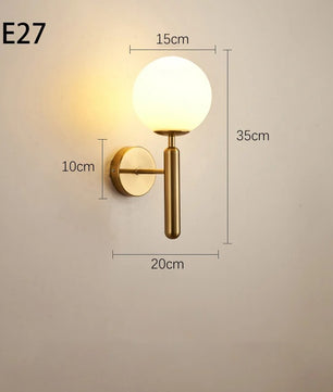 Moderne Glazen Wandlamp – Elegante Messingkleurige Binnenverlichting met E27 Fitting
