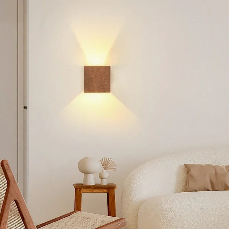 Nordic Houten LED Wandlamp – Vierkante Scandinavische Wandverlichting voor Slaapkamer en Hal
