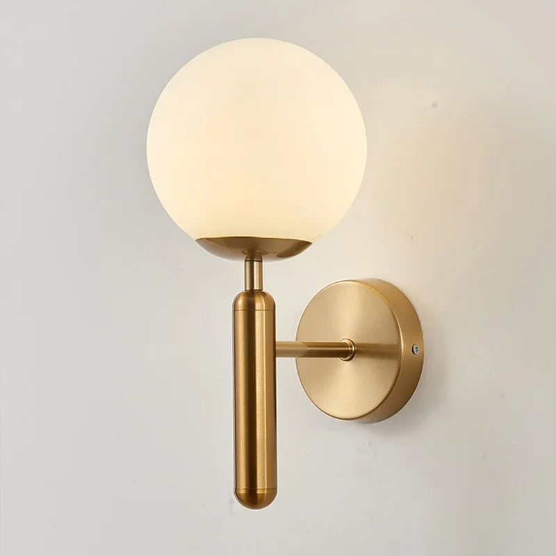Moderne Glazen Wandlamp – Elegante Messingkleurige Binnenverlichting met E27 Fitting