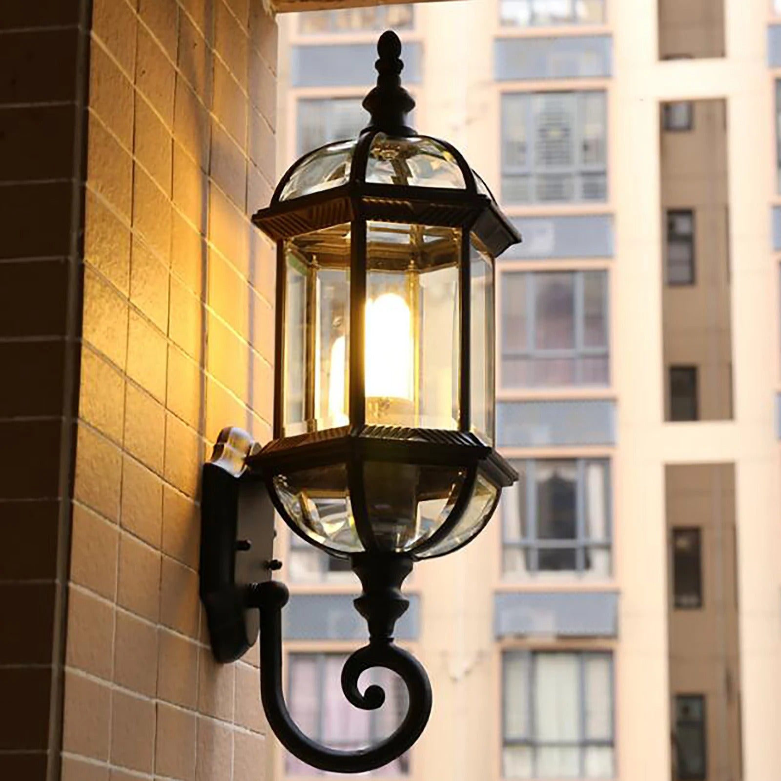 Antieke Retro Wandlamp – Vintage Buitenlamp van Metaal en Glas – Zwart – E27 – Voor Tuin, Veranda en Entree