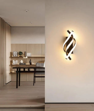 Gebogen LED Wandlamp – Spiraal Design van Aluminium & Siliconen, Modern en Sfeervol