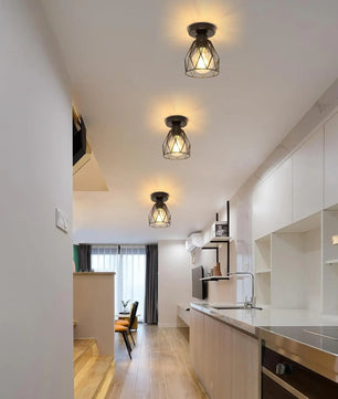 Industriële Plafondlamp Zwart – Vintage Metalen Opbouwlamp met E27 Fitting voor Keuken, Eetkamer en Slaapkamer