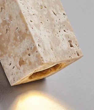 Wabi-Sabi Wandlamp van Gele Grotsteen – Retro Creatief Design voor Gang, Trap en Slaapkamer