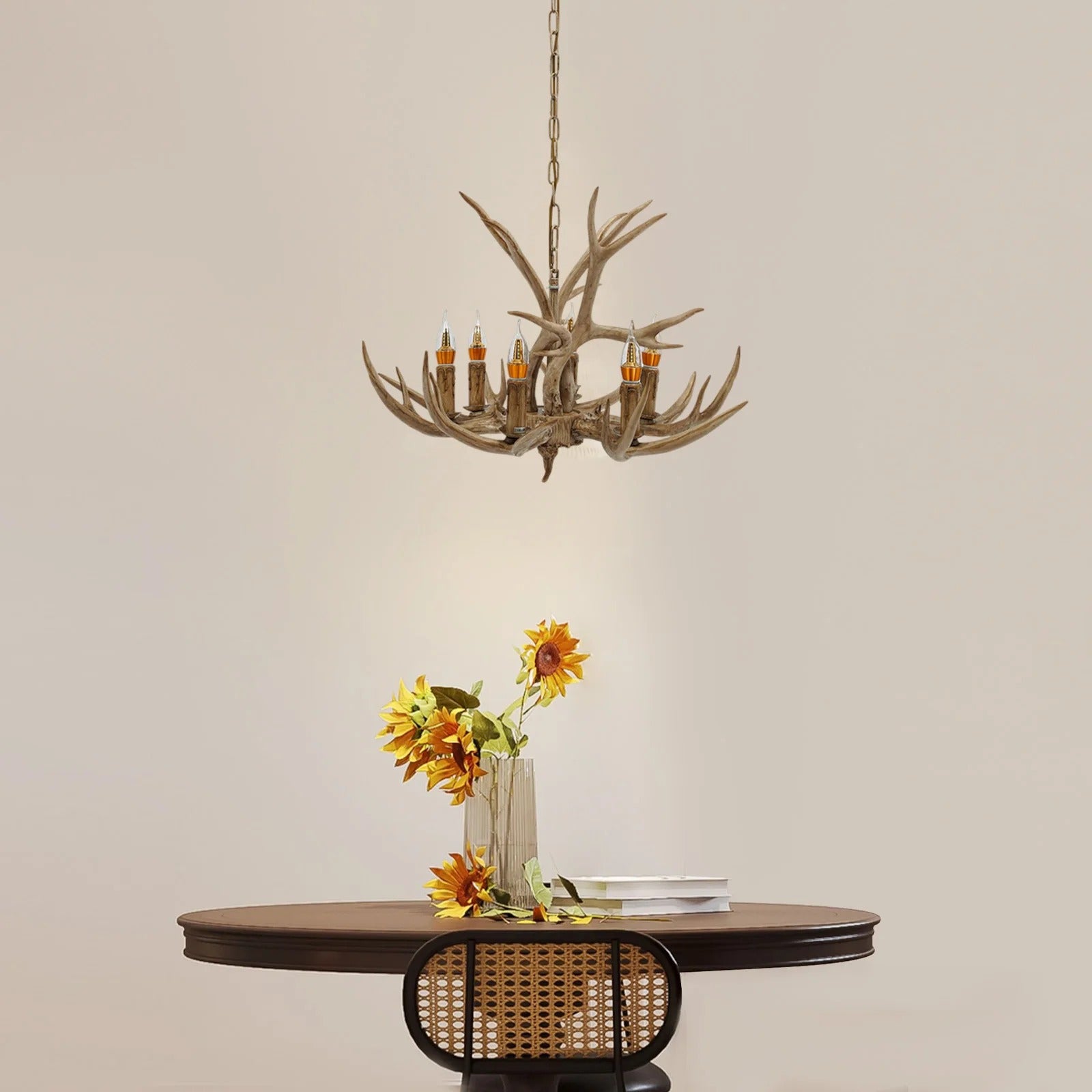 Vintage Gewei Kroonluchter – Retro Plafondlamp met 6× E14 Fittingen en Verstelbare Ophanging