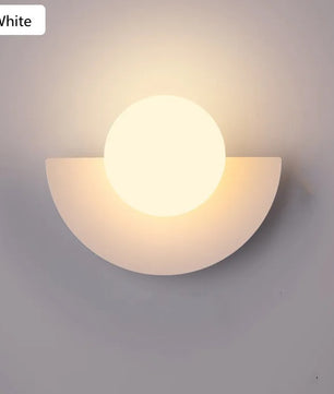 Scandinavische LED Wandlamp – Creatief Design met Omhoog en Omlaag Licht – Moderne Wandverlichting voor Slaapkamer en Woonkamer